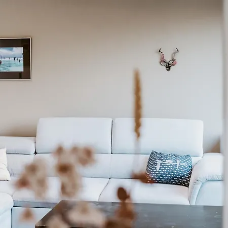 Elisabeth Apartment *