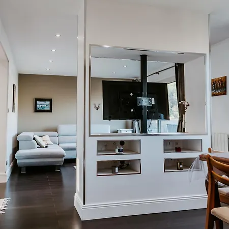 Elisabeth Apartment *